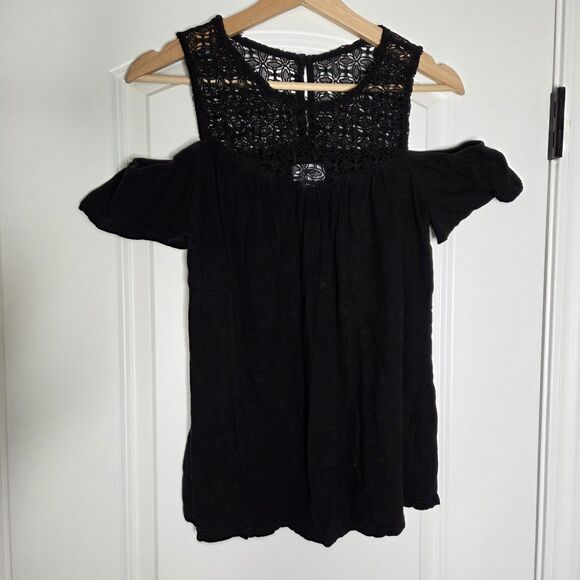 Old Navy Black Cold Shoulder Womens Top Back Keyhole Button Lace Top Small - Picture 1 of 6